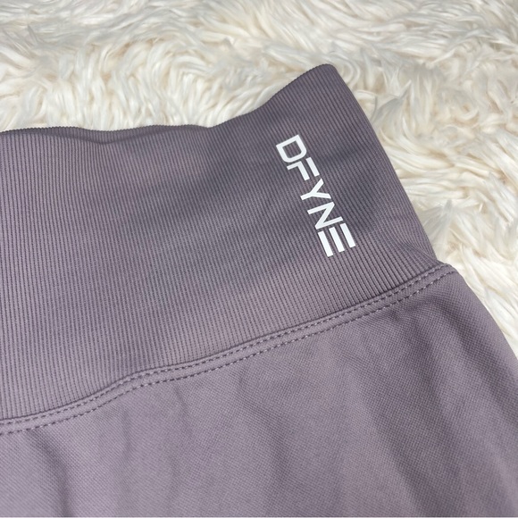 DFYNE new fitness shorts - Picture 2 of 4